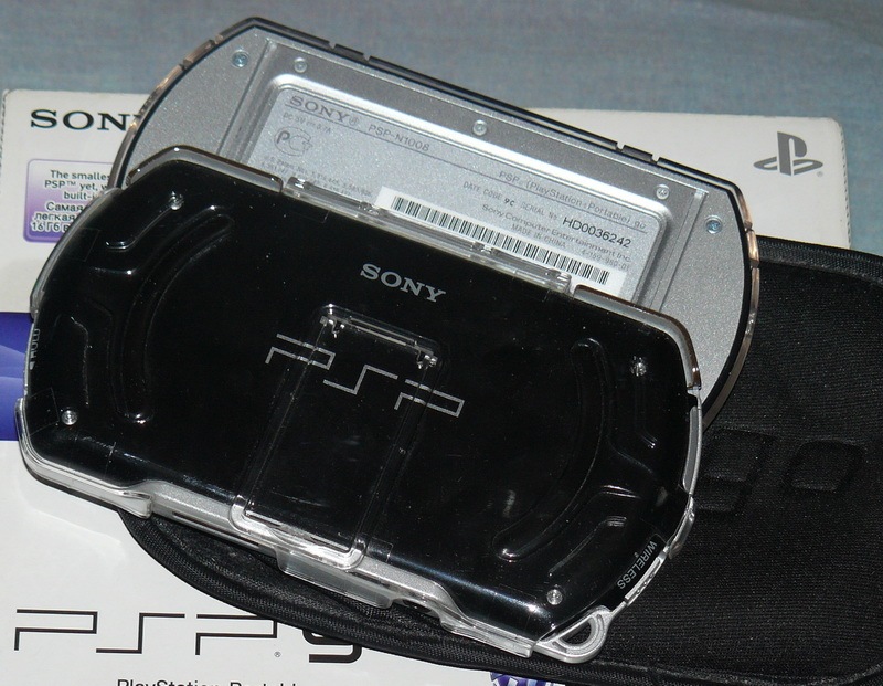 Продам PSP Go.(Чёрная.Полный комплект).